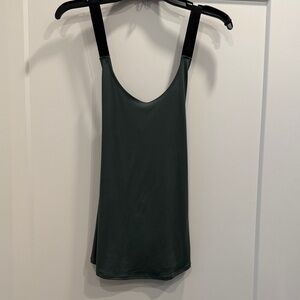 Nike dri-fit fitness top, size medium